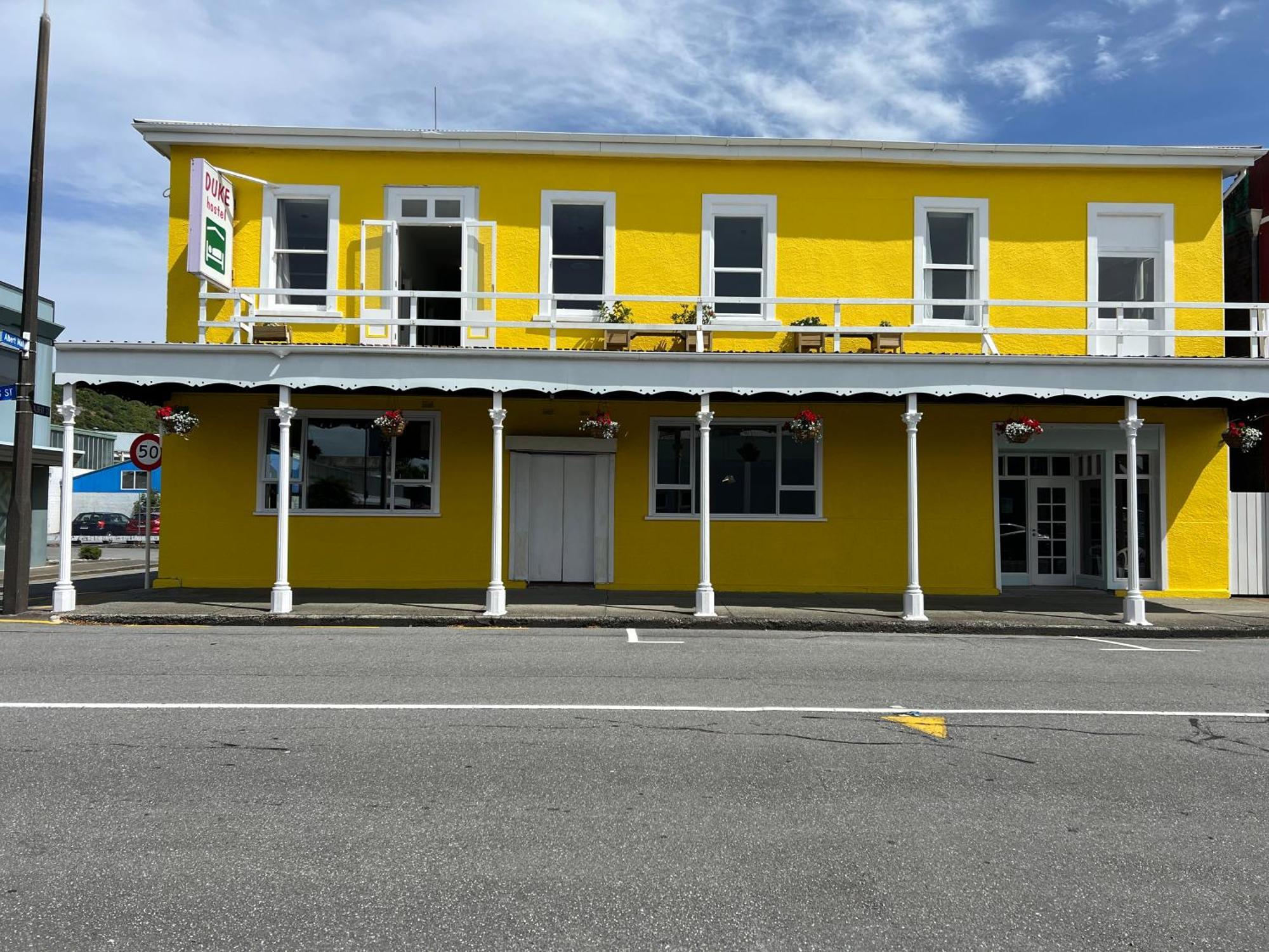 The Duke Hostel 그레이마우스 외부 사진 The hotel in 2019