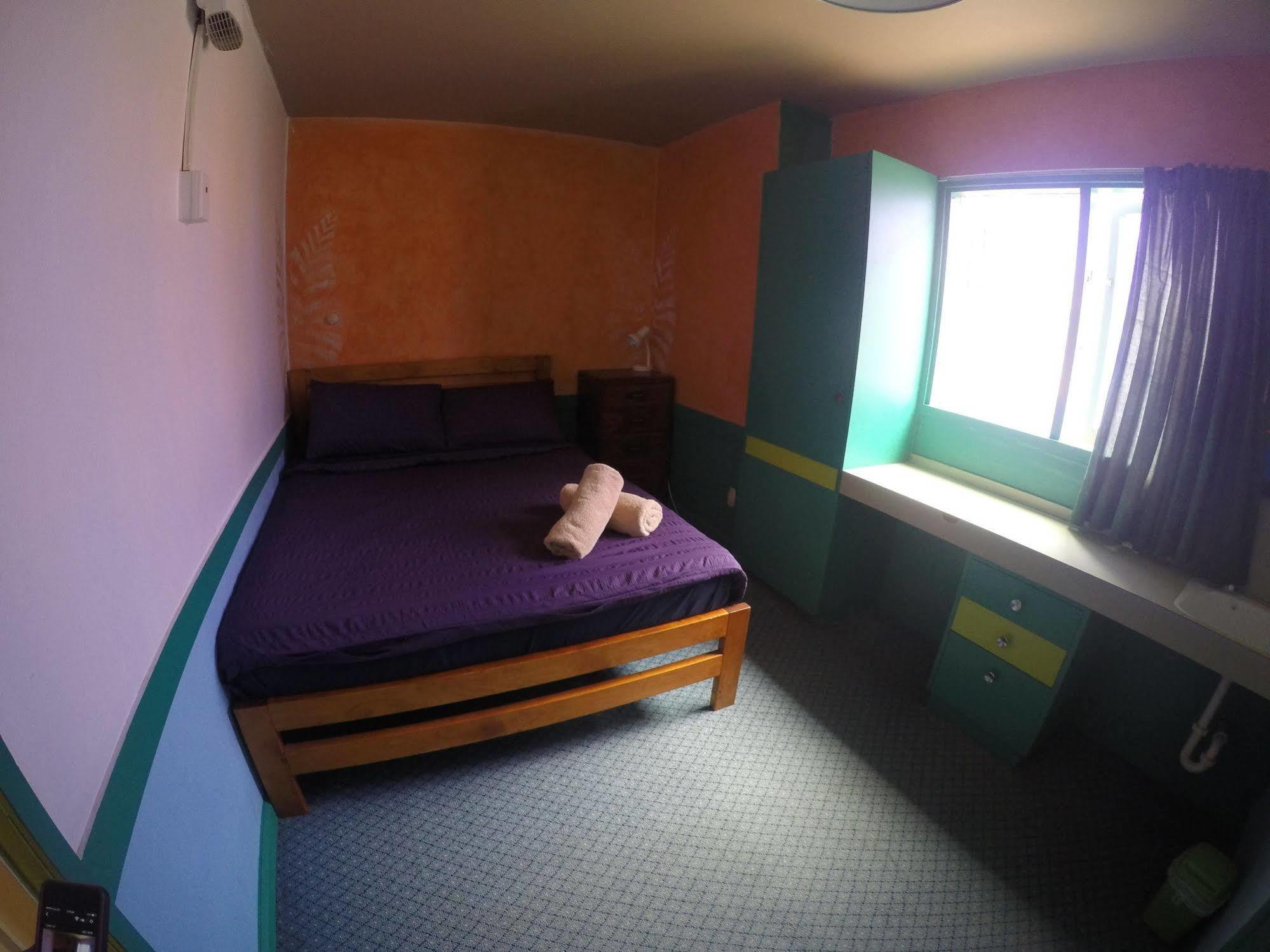 The Duke Hostel 그레이마우스 외부 사진 A room at the hostel